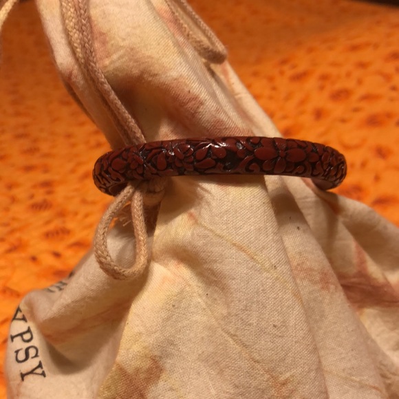 Vintage Authentic Chinese Carved Cinnabar Lacquer Peony Flower Bangle Red - Picture 5 of 5